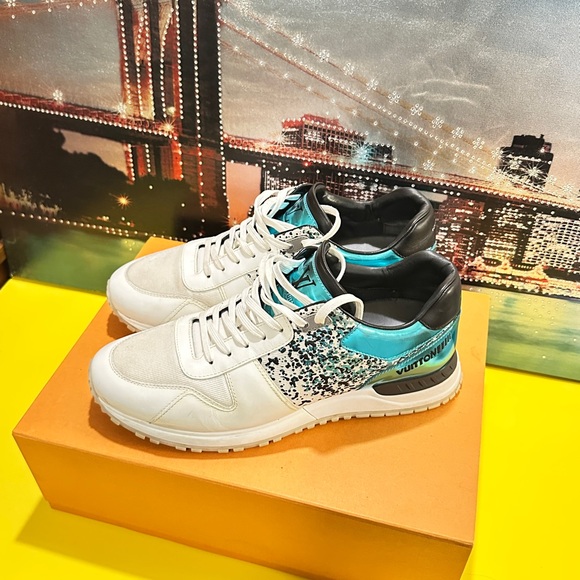 Louis Vuitton Runaway White and Teal Sneakers - Picture 2 of 15